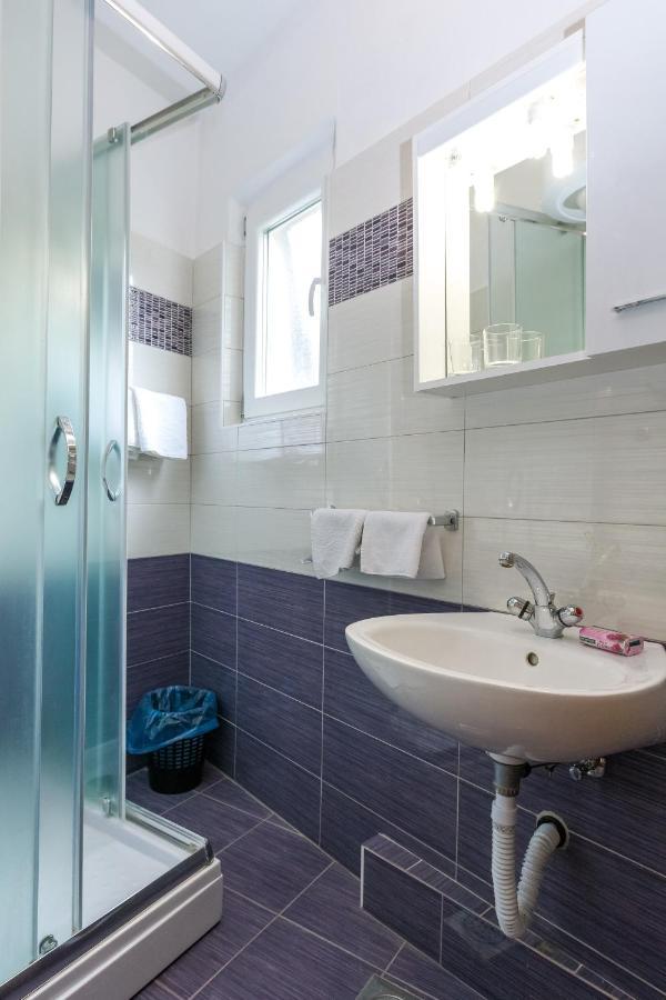 Pansion Alen - Dugi Otok Bed & Breakfast Luka  Luaran gambar