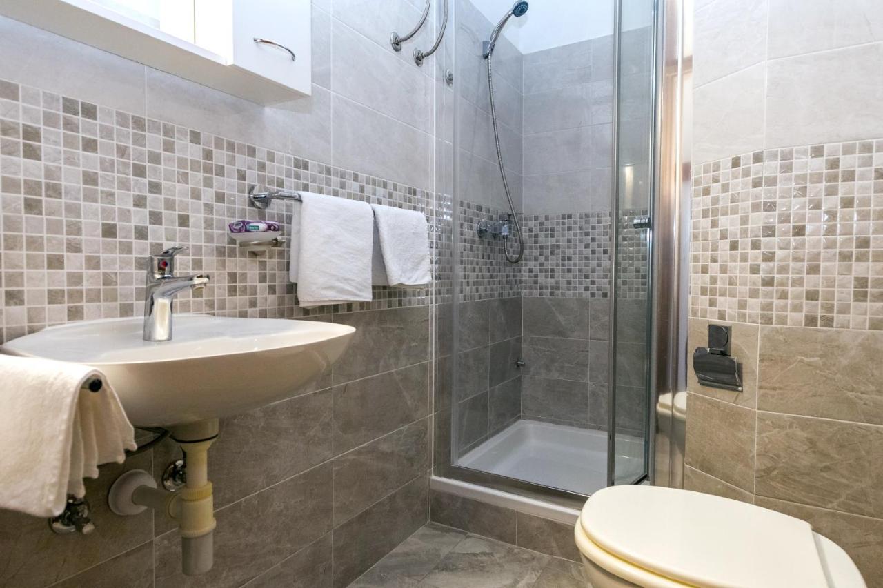 Pansion Alen - Dugi Otok Bed & Breakfast Luka  Luaran gambar