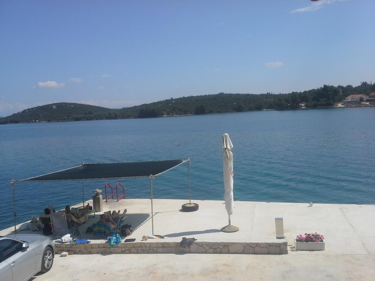 Pansion Alen - Dugi Otok Bed & Breakfast Luka  Luaran gambar